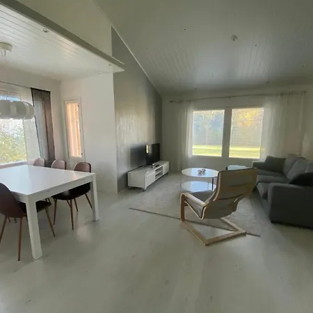 Karinrakka Villa *